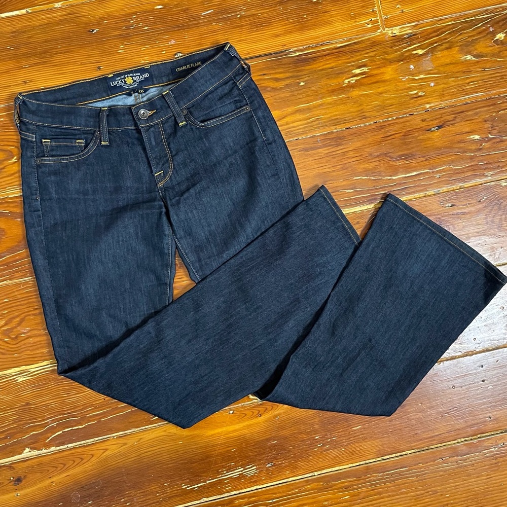 Charlie Flare Jean - Picture 5 of 12